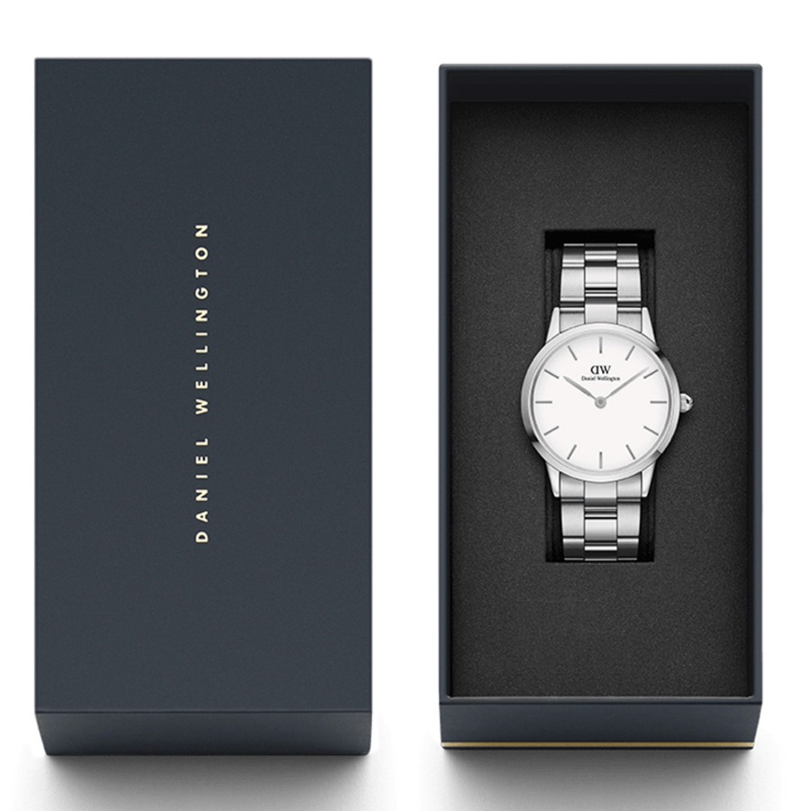 Daniel Wellington Unisex 36 mm Iconic Link Watch Silver DW00100203