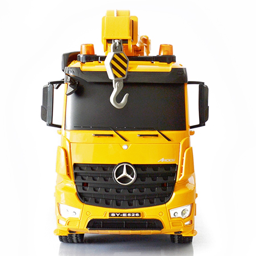 Lenoxx Remote Controlled Mercedes Benz Crane Truck Toy 2.4GHz
