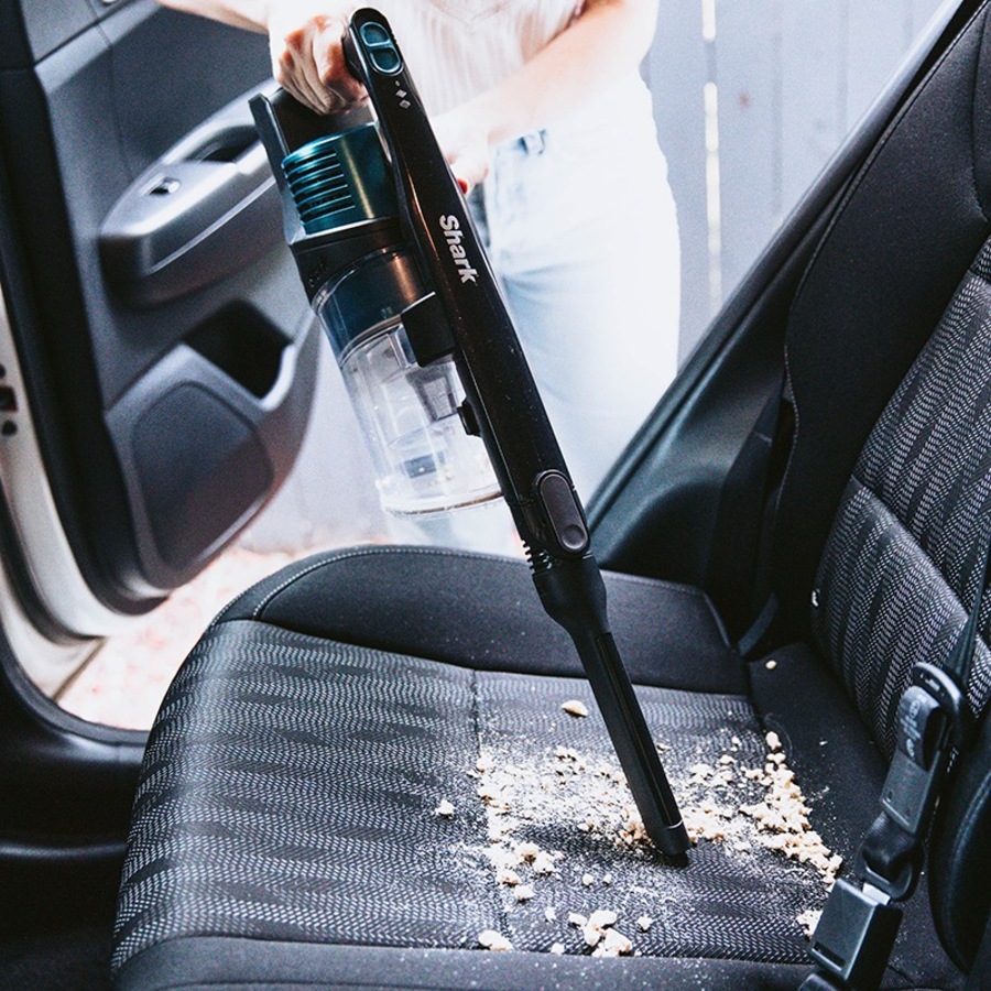 Shark Cordless Vacuum Cleaner with Self Cleaning Brushroll IZ102