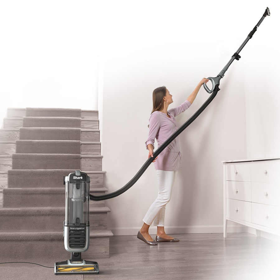 Shark Navigator Self-Cleaning Brushroll Pet Upright Vacuum Cleaner ZU62