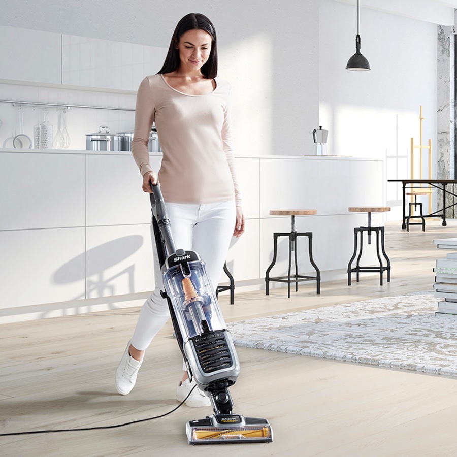 Shark Navigator Self-Cleaning Brushroll Pet Upright Vacuum Cleaner ZU62