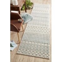 Evoke Tribal Runner Rug In Grey And White