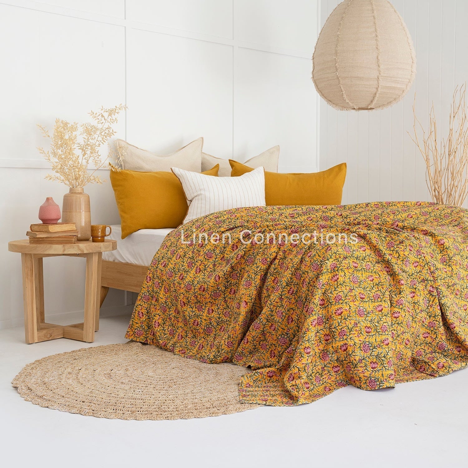 Vinsan Home Indian Handgemaakte Kantha Gewatteerde Vintage Katoen Quilt Paradise Print Boho Coverlet Gooi Sprei Deken Bedsprei Beddengoed Thuis Decoratieve Gudri (wieg Formaat 91,4 cm x 137,2 cm, Wit Vinsan Home Indian Handgemaakte Kantha Gewatteerde Vintage Katoen Quilt Paradise Print Boho Coverlet Gooi Sprei Deken Bedsprei Beddengoed Thuis Decoratieve Gudri (wieg Formaat 91,4 cm x 137,2 cm, Wit