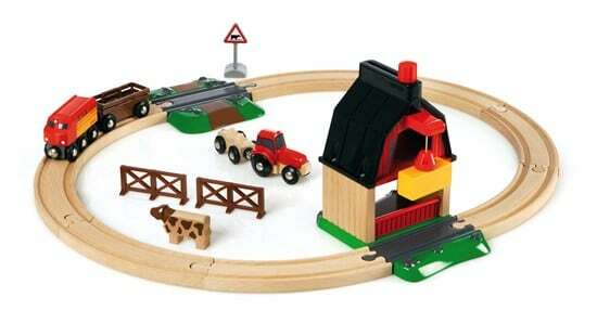 BRIO World Set - Farm Railway Set