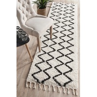 Rug Culture Ivory & Black Skandi Modern Shag Rug