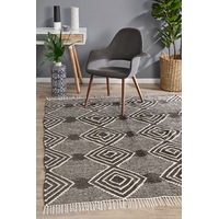 1x Rug Culture Monochrome Handmade Wool Cotton & Viscose Tribal Flatwoven Fringed Rug