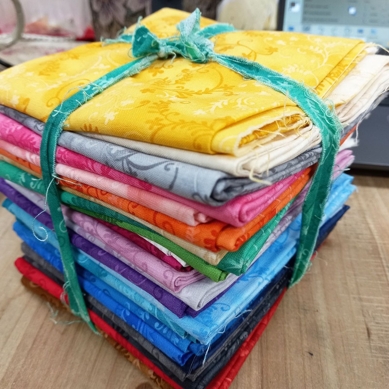 Buy Patchwork Quilting Sewing Fabric Mystic Vine Fat Quarter 25 Pack