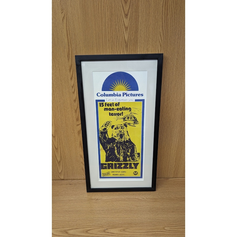 Buy Daybill Movie Mini Poster - Grizzly 1976 Genuine Original Framed ...