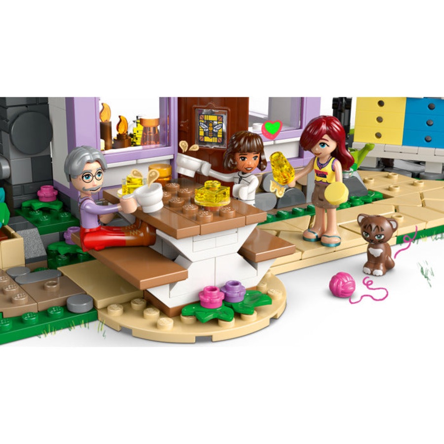 LEGO 42669 - Friends Great Outdoors Beekeepers' House and Flower Garden
