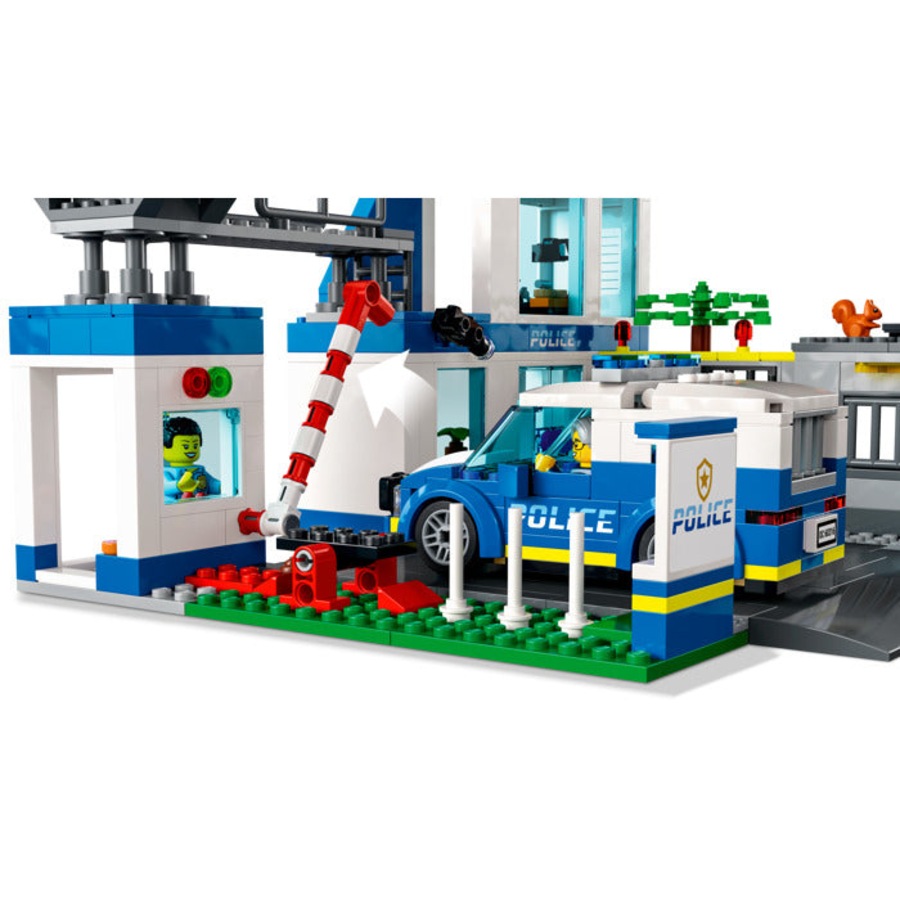 LEGO 60316 - City Police Station