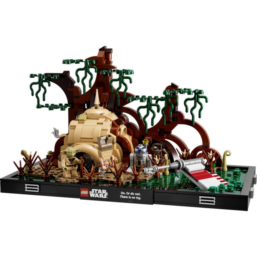 LEGO 75330 - Star Wars Dagobah Jedi Training Diorama