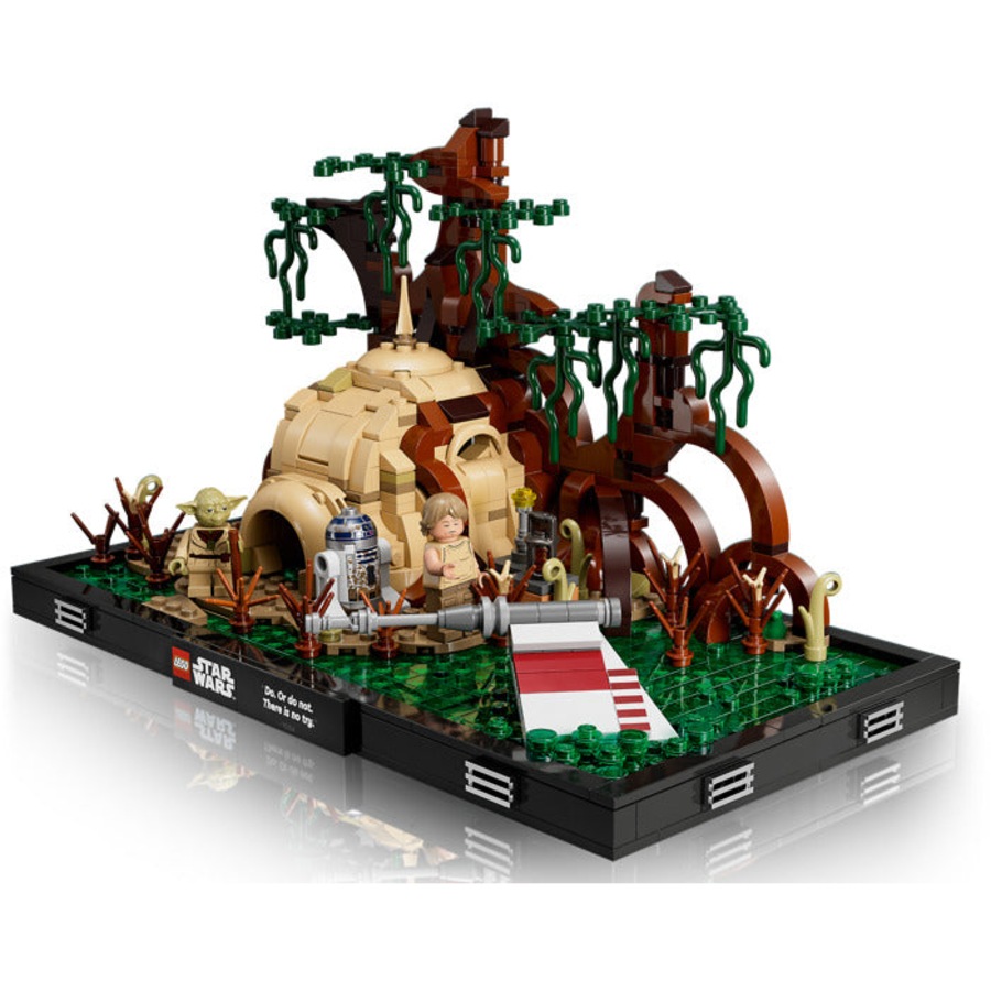 LEGO 75330 - Star Wars Dagobah Jedi Training Diorama