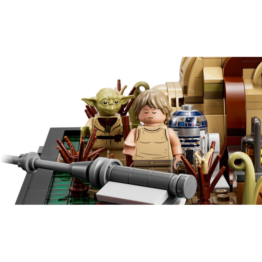LEGO 75330 - Star Wars Dagobah Jedi Training Diorama