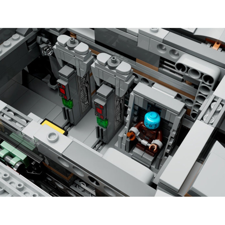 LEGO 75331 - Star Wars The Razor Crest UCS