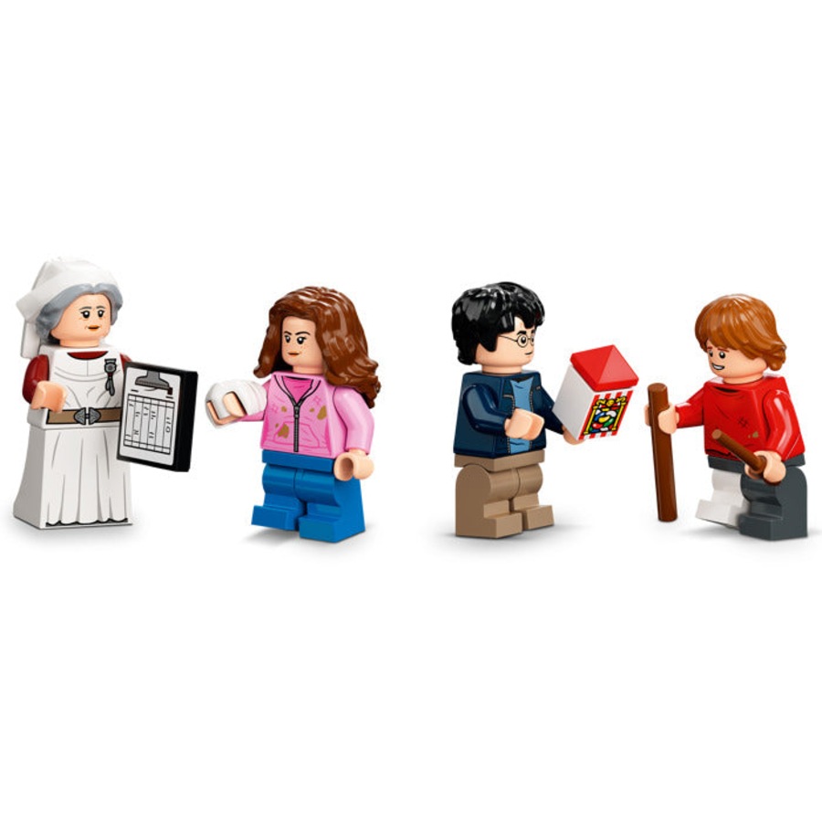 LEGO 76398 - Harry Potter Hogwarts Hospital Wing