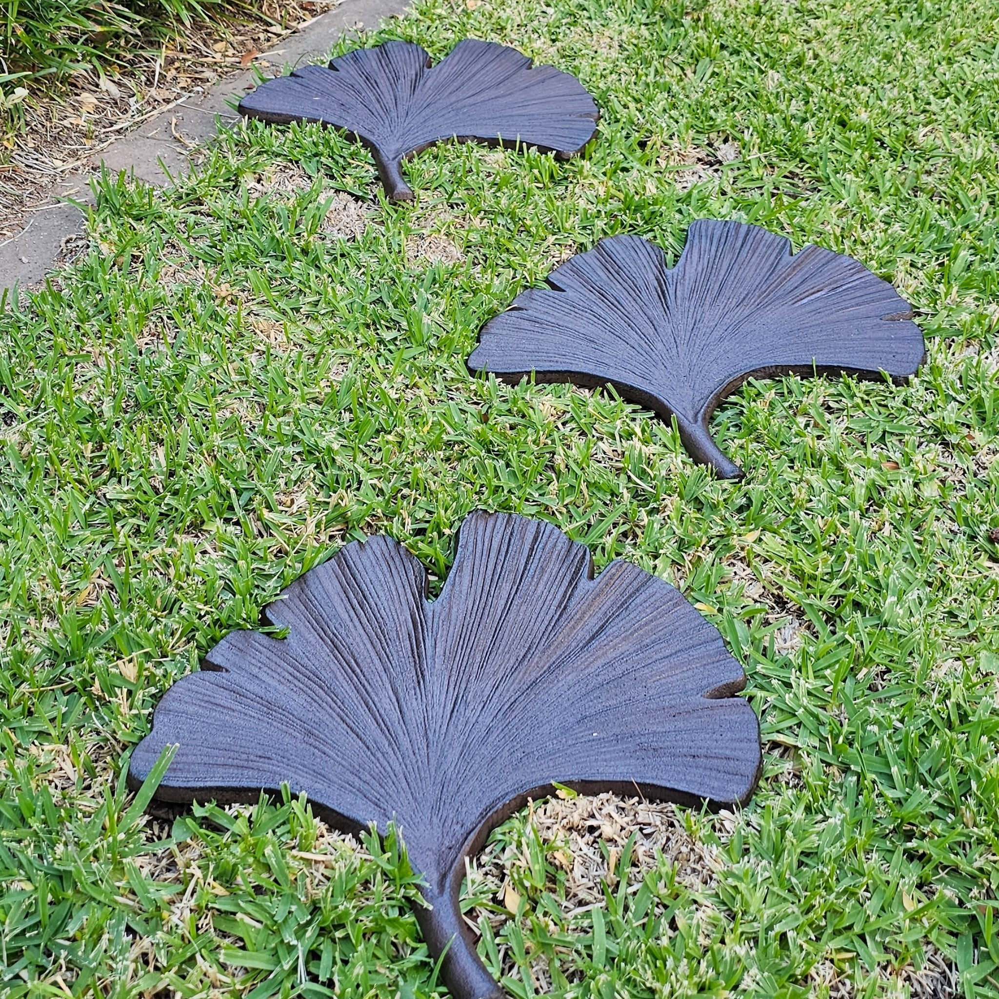 BUTTERFLY DESIGN CAST IRON STEPPING STONE – Sigma Distributors