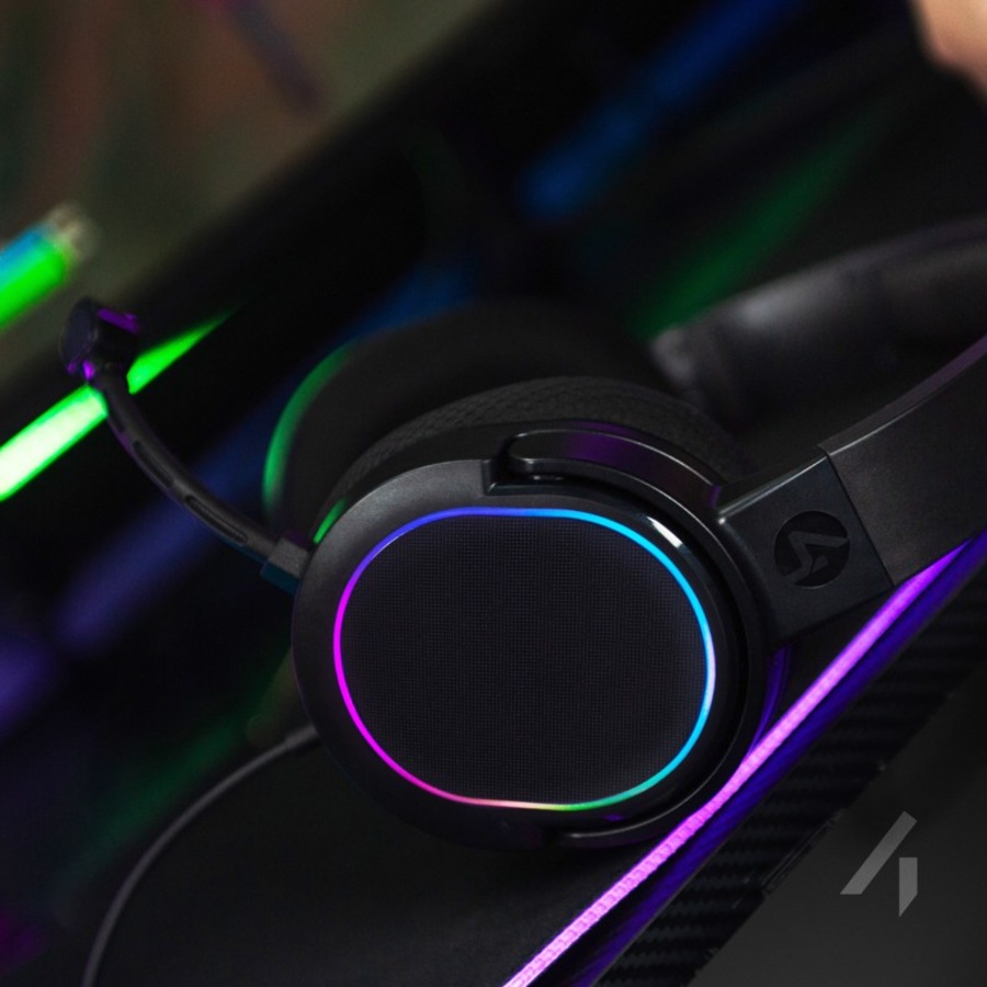 4Gamers Panther RGB LED Light Up Gaming Headset