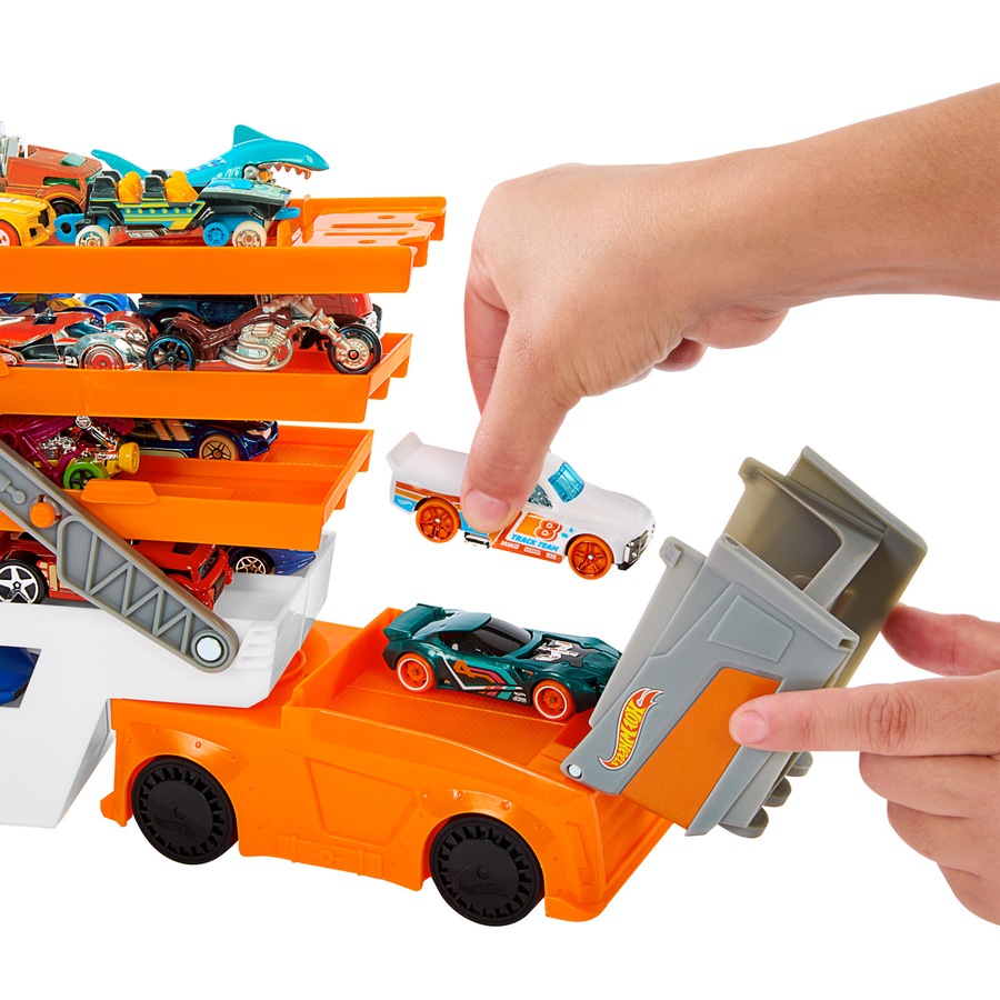 Hot Wheels Mega Hauler and 4 Cars Set
