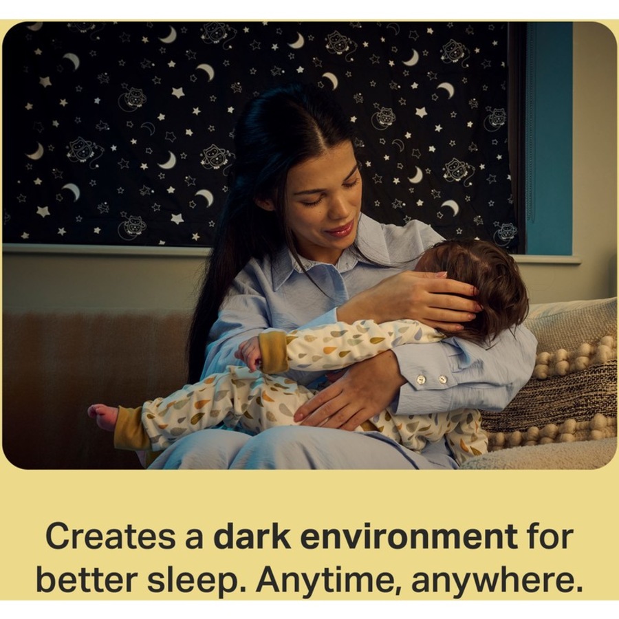 Tommee Tippee Sleeptight Portable Blackout Blind with Suction Cups, Adjustable and Lightweight 130cm x 198cm