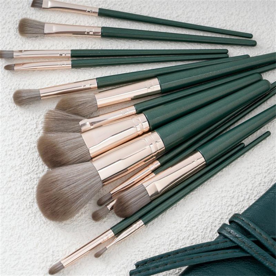 14 Pcs Green Cloud Makeup Brushes Make Up Brush Set Makeup Brush with Bag