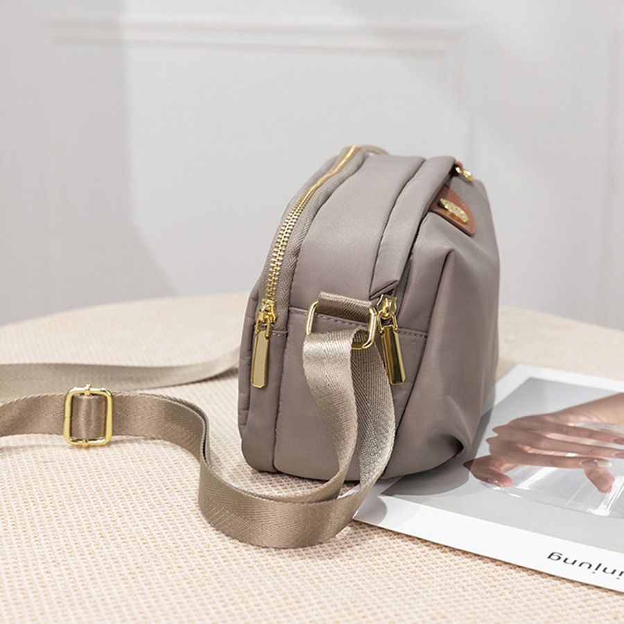 Women's Simple Messenger Bag Waterproof Soft Cloth Shoulder Bag Fashion Bags