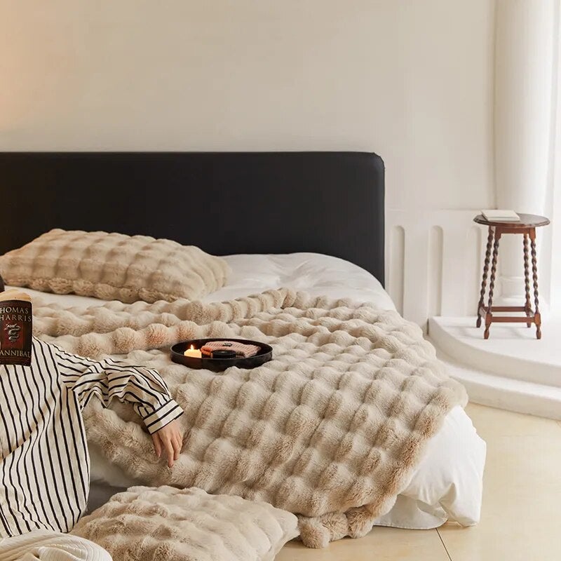 Tuscan Imitation Fur Blanket for Winter Luxury Warmth Super