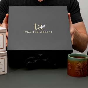 Teas & Tasters Gift Box- Premium Green Tea Blends & a Bag of 5 Teas
