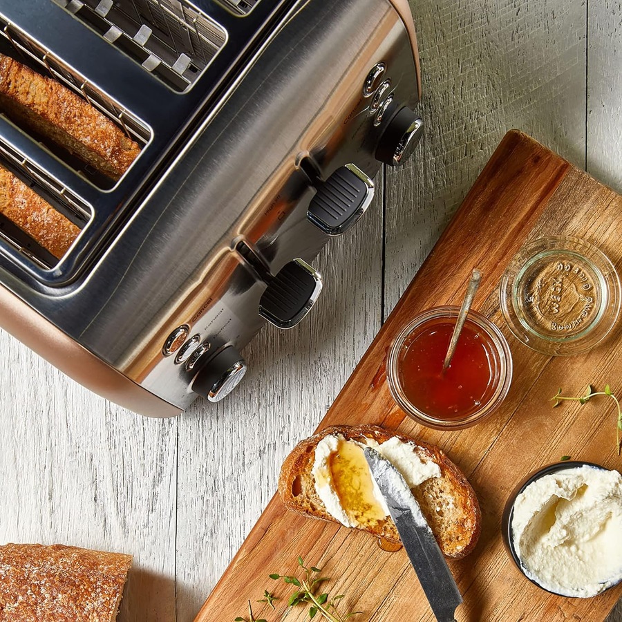 Brooklyn Toaster 4 Slice, Extra Wide Slots, High-Lift, Champagne