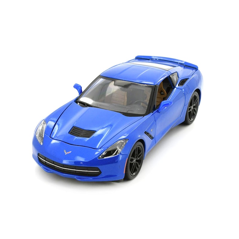 Buy Maisto Licensed 1:18 Scale Chevrolet Corvette Stingray Z-51 Coupe ...