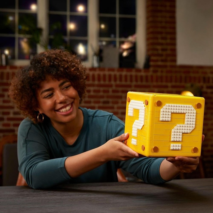 LEGO 71395 - Super Mario 64 Question Mark Block