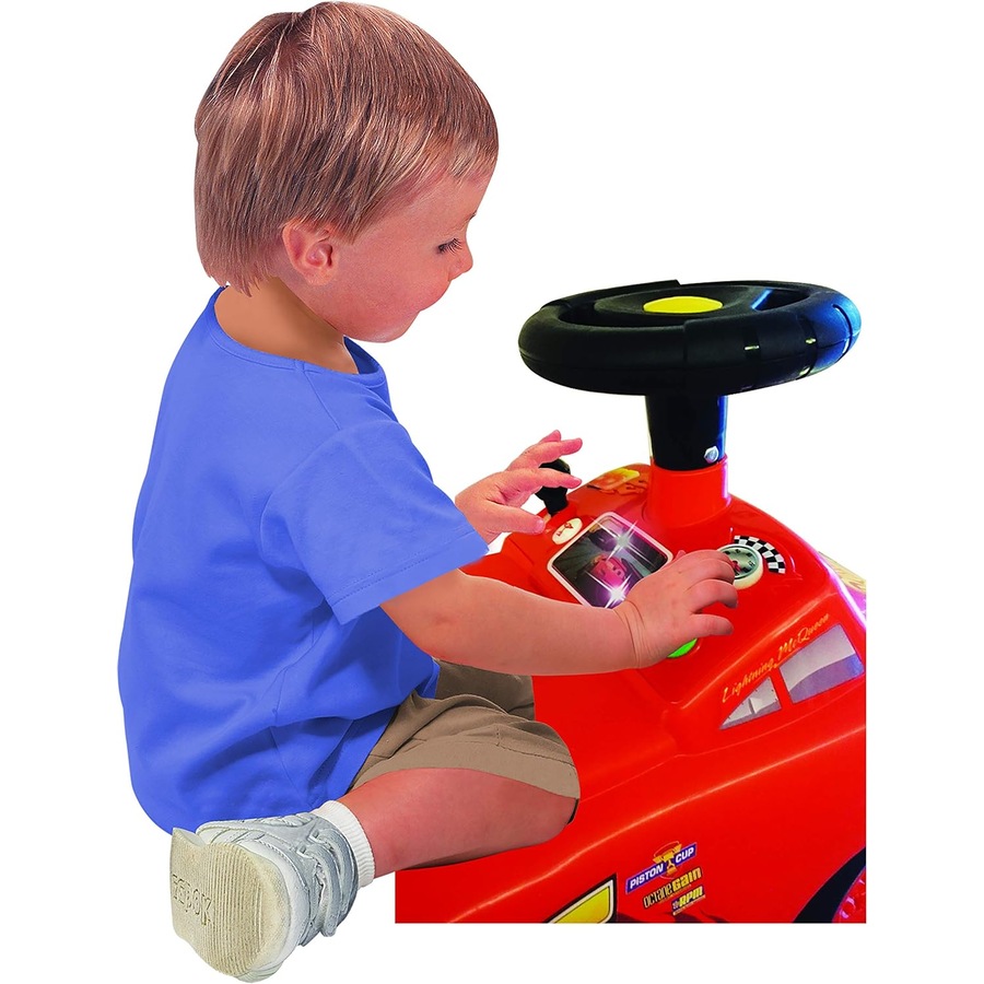Disney Pixar Cars Lightning McQueen Racer Ride-On