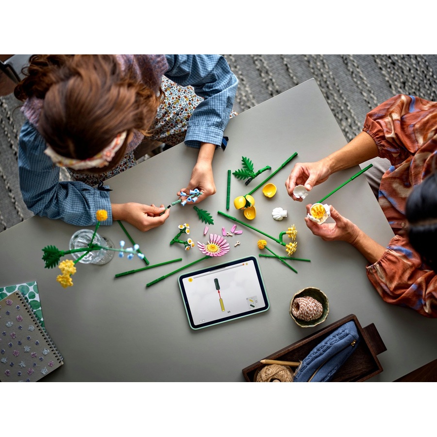 LEGO Botanicals Petite Sunny Bouquet (10347)