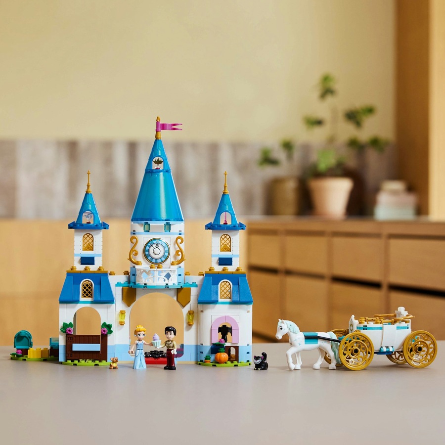 LEGO Disney Princess Cinderella's Castle and Horse Carriage (43275)