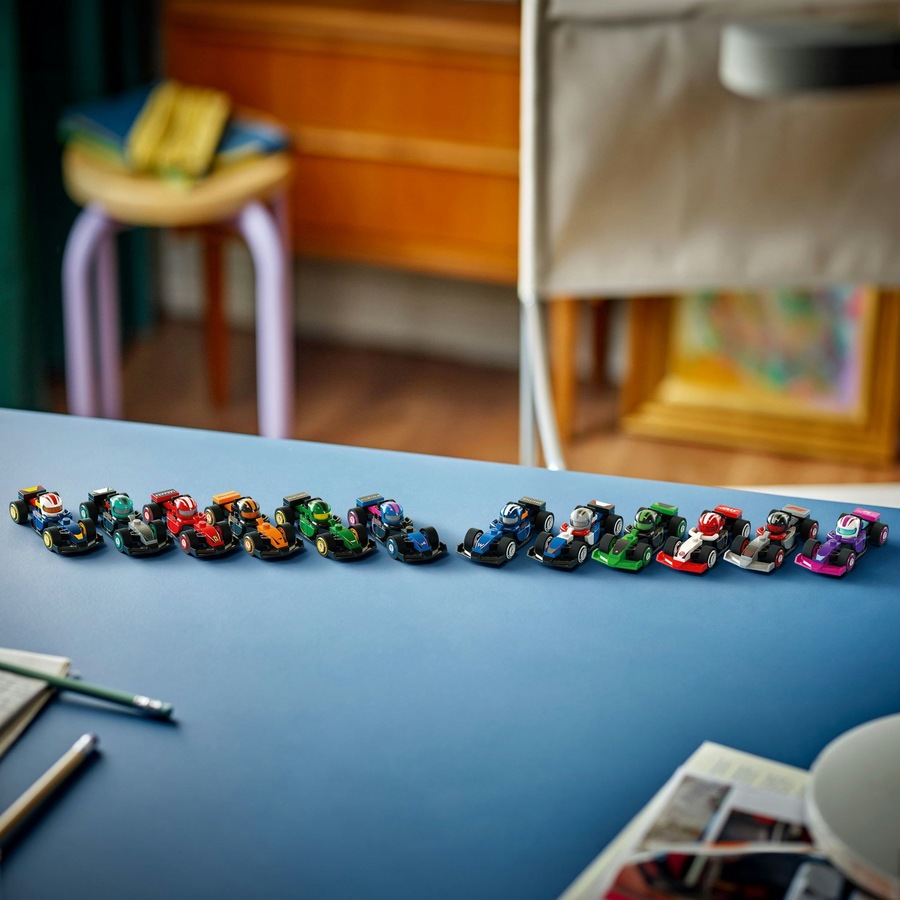 LEGO Minifigures F1 Collectible Race Cars (71049)