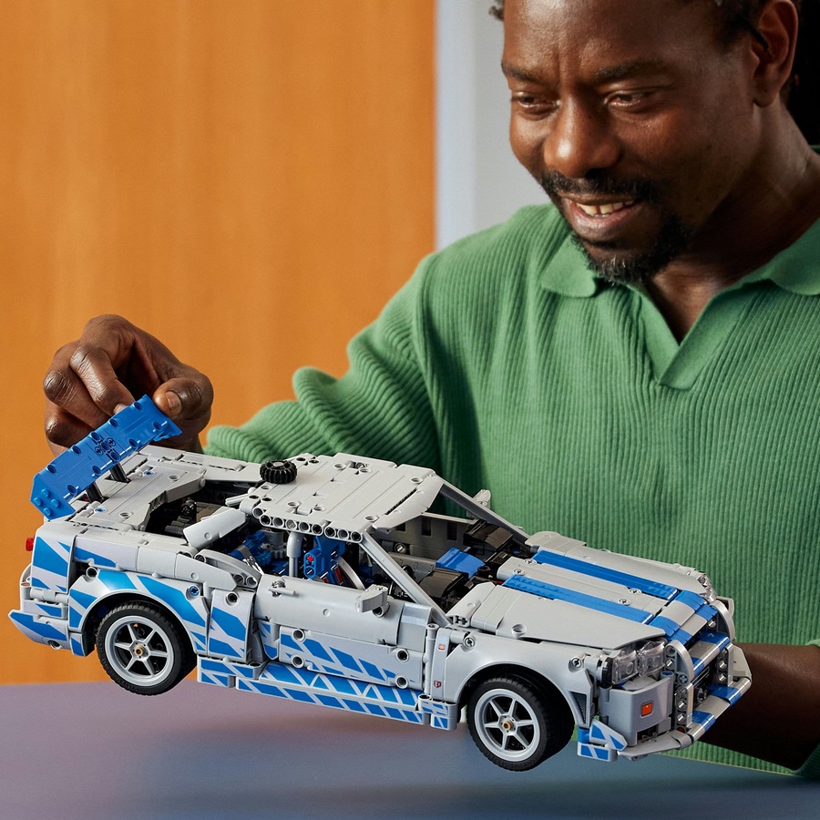 LEGO Technic 2 Fast 2 Furious Nissan Skyline GT-R (R34) (42210)