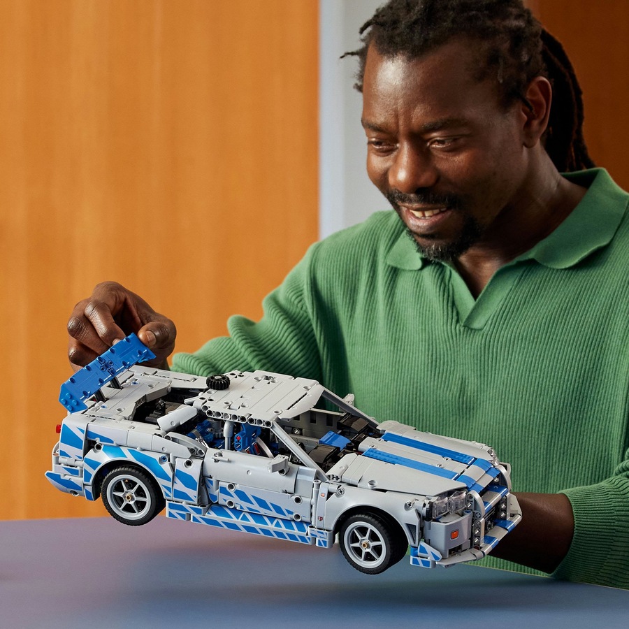 LEGO Technic 2 Fast 2 Furious Nissan Skyline GT-R (R34) (42210)