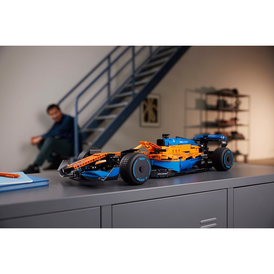 LEGO Technic McLaren Formula 1 Race Car (42141)