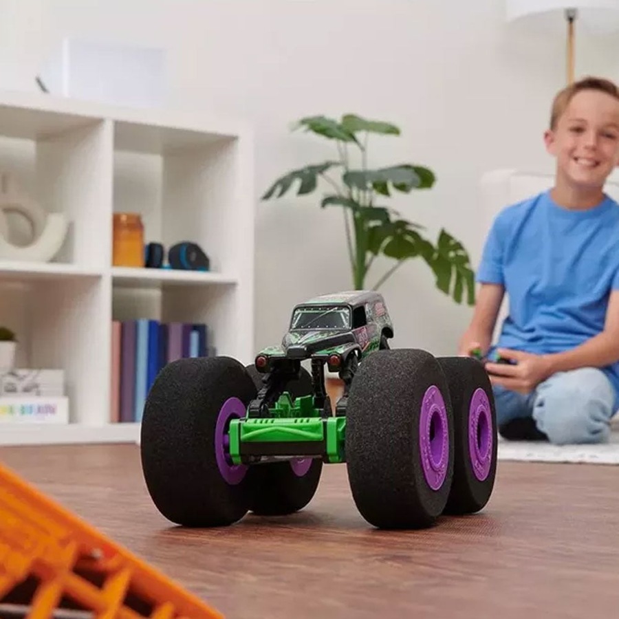 Monster Jam RC Ramp Champ Grave Digger