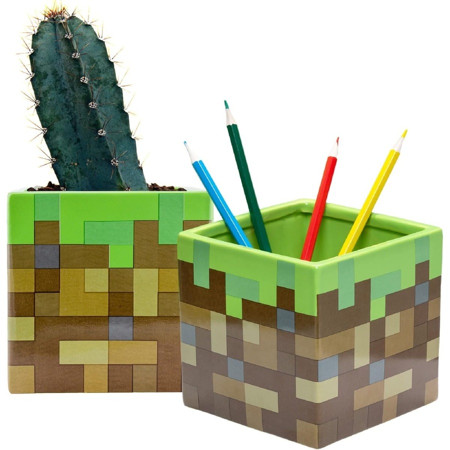 Paladone Minecraft Grass Block Pen and Plant Pot