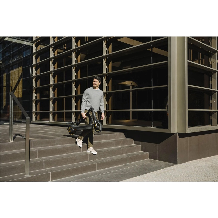 Segway-Ninebot Electric Kickscooter MAX G2