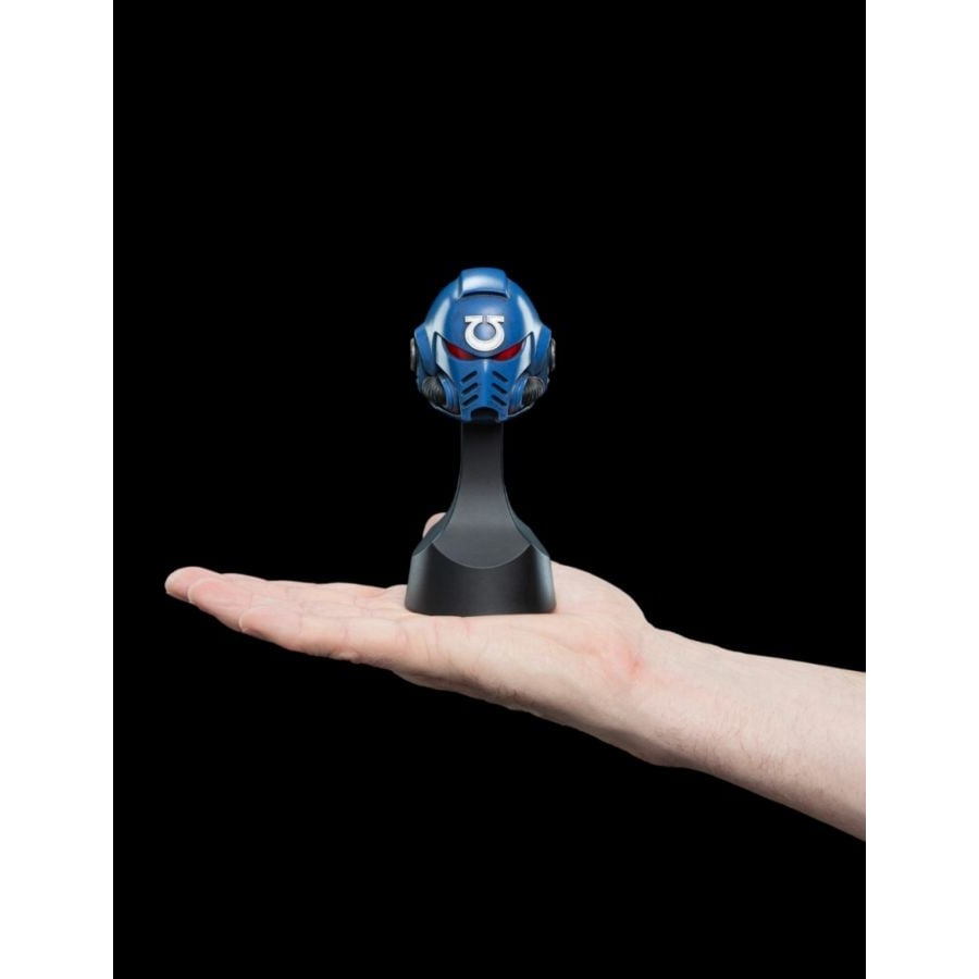 Warhammer 40,000 Ultramarines Miniature Helm Replica