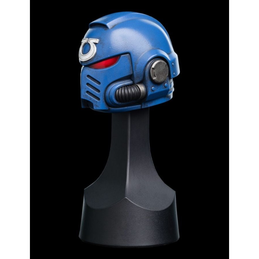 Warhammer 40,000 Ultramarines Miniature Helm Replica