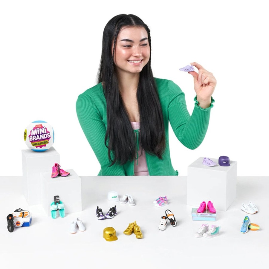 Zuru Blind Ball: Mini Brands Sneakers (One Capsule)