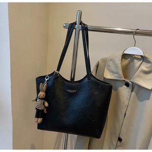GGP Black Elegant Black Pu Leather Tote Bag With Cute Bear Keychain Large Capacity Handbag For Women (38 X 26 X 13 Cm)