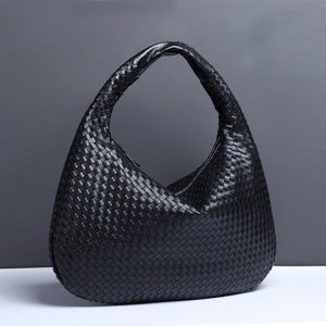 GGP Black Elegant Woven Pu Leather Hobo Bag Stylish Large Capacity Shoulder Handbag For Women