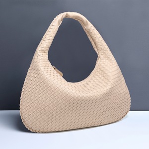 GGP Off White Elegant Woven Pu Leather Hobo Bag Stylish Large Capacity Shoulder Handbag For Women