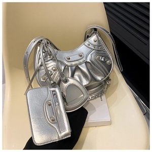 GGP Silver Vintage Rivet Crescent Moon Bag With Card Holder & Mirror, French Retro Pu Leather Shoulder & Crossbody Motorcycle Bag For Women