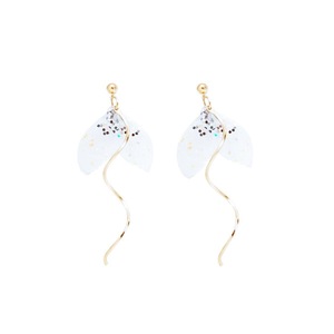 Elegant Fishtail Shaped Earrings For Women Stylish Dangle Jewelry Accessory