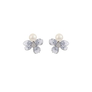 Luxury Crystal Butterfly Bow Earrings Elegant Dangle Fashion Jewelry Women
