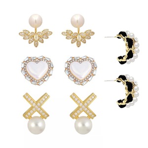 Vintage Faux Pearl Stud Earrings Fashion Jewelry Elegant Retro Earring